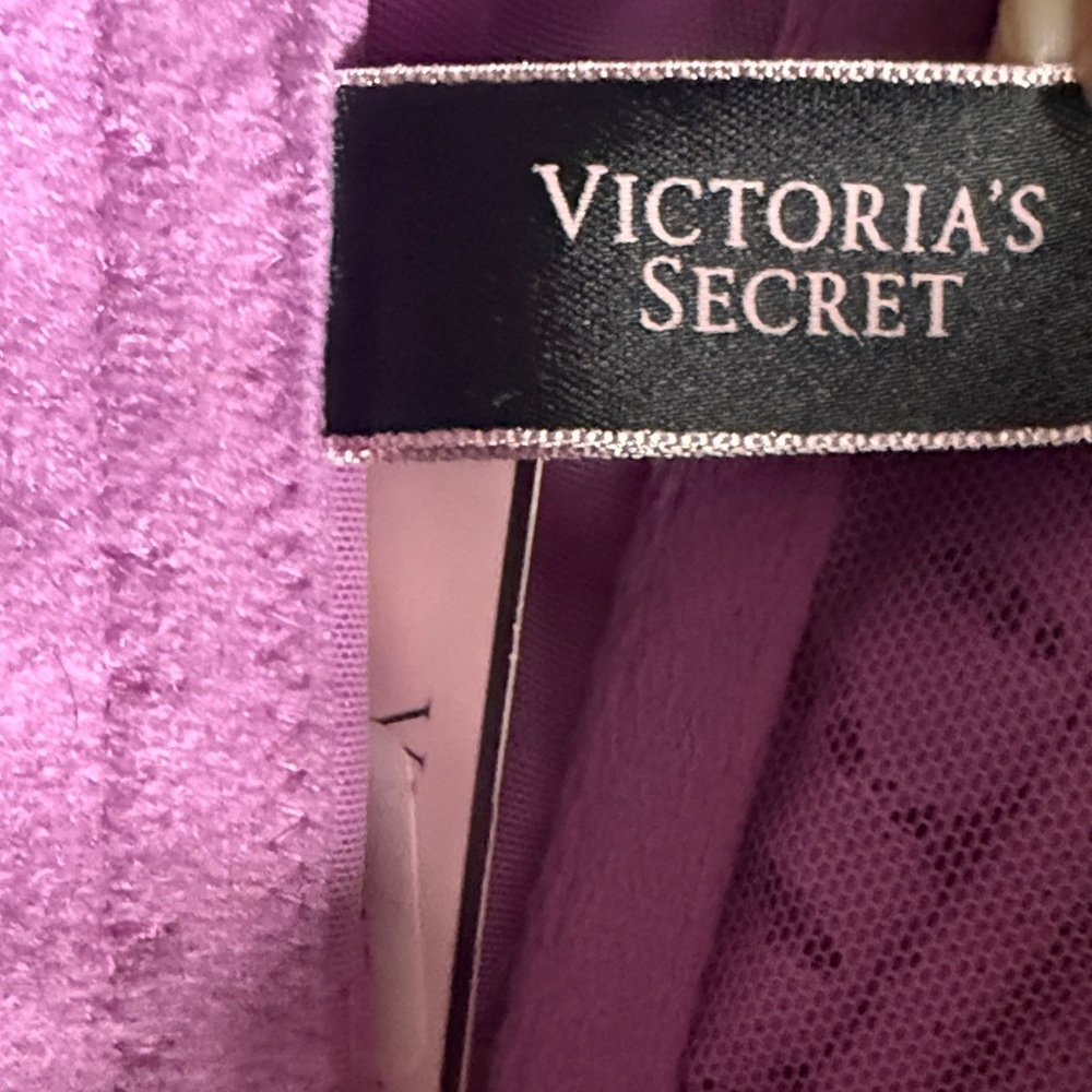 Victoria's Secret Lavender Lace Bralette - Picture 5 of 5